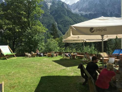 Балкон, Planinski dom - Mihov dom na Vršiču (Planinski dom - Mihov dom na Vrsicu) in Краньска Гора
