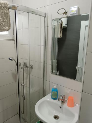 Stanbo in เชลเยซนิชโก นาเซลเย