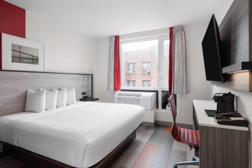 Ramada by Wyndham Brooklyn Near Flatbush - image 8
