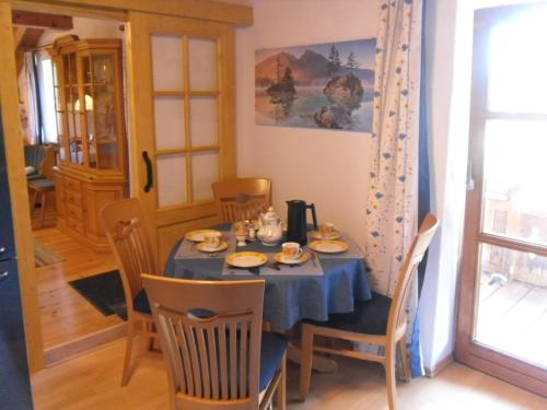 Ferienwohnung Buchner | Chiemgau Karte in กราสเซา