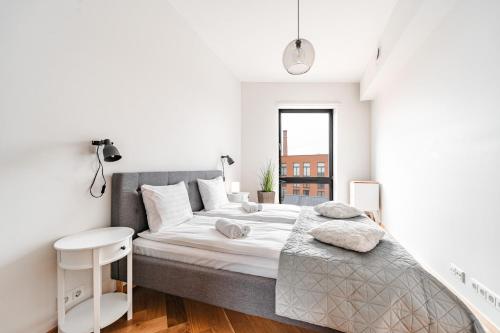 Rotermann Quarter Apartment with Rooftop Terrace & Panoramic View, Tallinn (Foto 2)