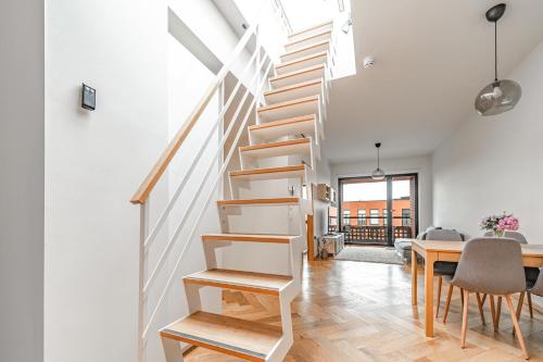 Rotermann Quarter Apartment with Rooftop Terrace & Panoramic View - image 5