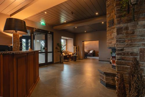 Lobby, Naturhotel Sachsenbaude Oberwiesenthal - Indoor-Pool & Outdoor-Whirlpool in Oberwiesenthal