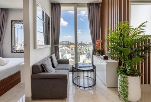 Terrazzo/balcone, Otis Apartment - 33 Trần Kế Xương Rooftop View in Bình Thạnh