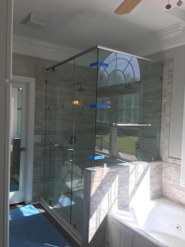 MooreField Suites Greensboro East in แม็คลียส์วิลล์ (เอ็นซี)