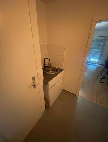 Apartment mit Terrasse, 200m Hbf in Bruchsal