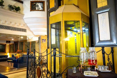 Hotel The Taksonz - Opposite Railway Station in ルディヤーナー