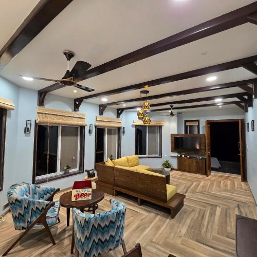 Létesítmények, Sea Breeze, Guhagar in Guhagar