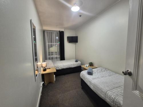 Twin Room with Shared Bathroom