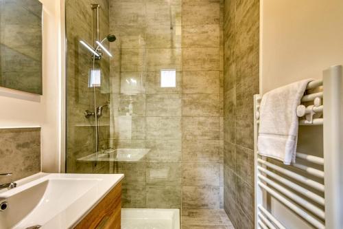 Camping - Lyon -  - Le Petit Atelier - Climatisé extérieur - Jean Macé - Image #4