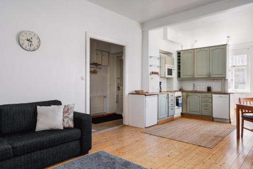Kitchen, Vintage 1BR Apt in Kamppi with Perfect Location near Sibelius Park