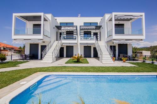 Olympiada Residential Complex & Villas, Ofrínion
