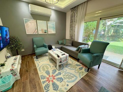 Top rated 1 BR with private garden in Karma Sheikh Zayed - only families & single travelers, Sheikh Zayed (zdjęcie 10)