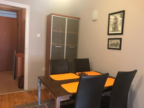 1BD Flat in Sofia Center - Steps from Vitosha Blvd by Flat Mаnager, Sofia (photo 9)