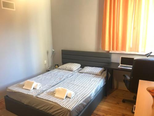 1BD Flat in Sofia Center - Steps from Vitosha Blvd by Flat Mаnager, Sofia (photo 8)
