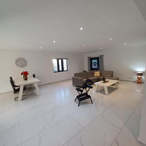 Flamingo Apartment - Regal Rentals Curacao in Tera Kora