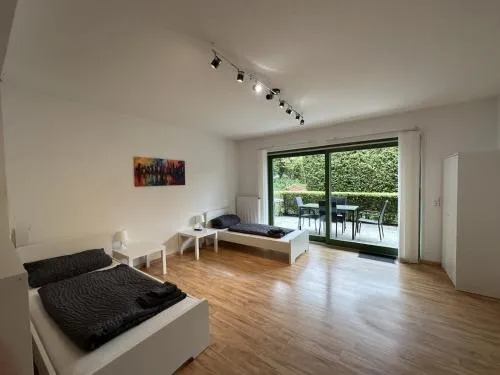 Unterkunft bei Lübeck - Zentral an der A1 - Parkplatz - Terrasse in Reinfeld Holstein, Deutschland