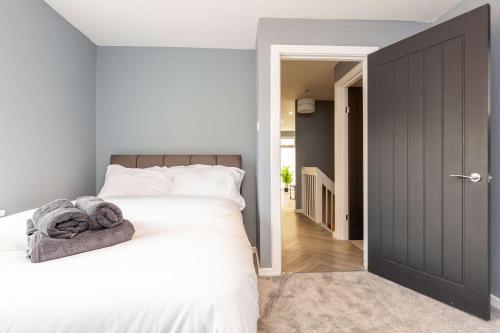 Modern & Stylish 3 Bedroom Home in Peterborough, Peterborough (zdjęcie 5)