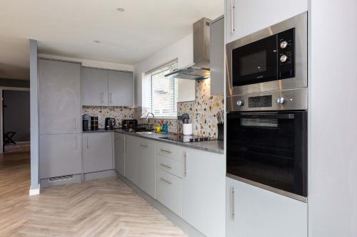Modern & Stylish 3 Bedroom Home in Peterborough in Peterborough