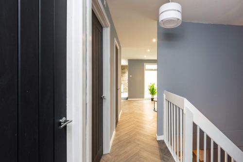 Modern & Stylish 3 Bedroom Home in Peterborough in Peterborough