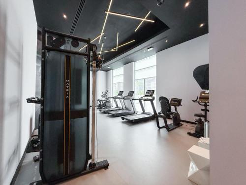 Stylish Studio Apartment in Tecom s Prime Location - image 14