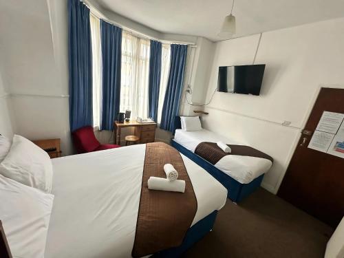 Standard Triple Room room in Granby Hotel