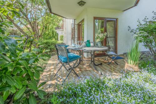 Apartment with Terrace