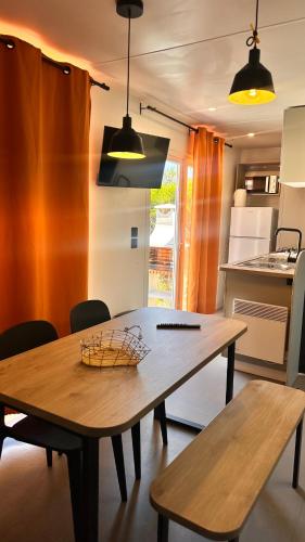 잠부예이라 도 마르 Camping Villa Park Zambujeira do Mar 게스트하우스 수영장