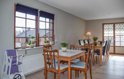 Konyha, Nice Home In Asarum With Sauna in Asarum