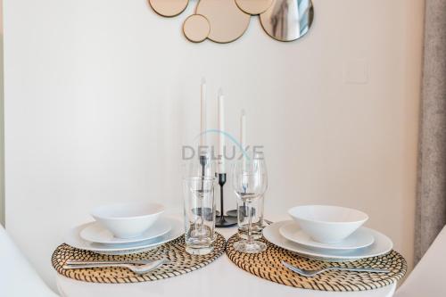 Studio Near Dubai Creek, Dubai Frame & Downtown, Farhad Azizi, Al Jaddaf by Deluxe Holiday Homes, Dubai (Foto 9)