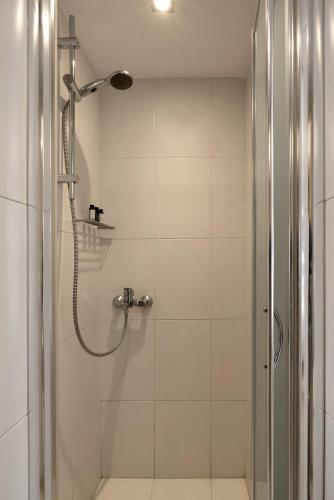 Apartment image 5