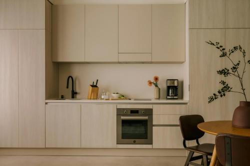 Sonder by Marriott Bonvoy The Craftsman Apartments Downtown LA - 주방