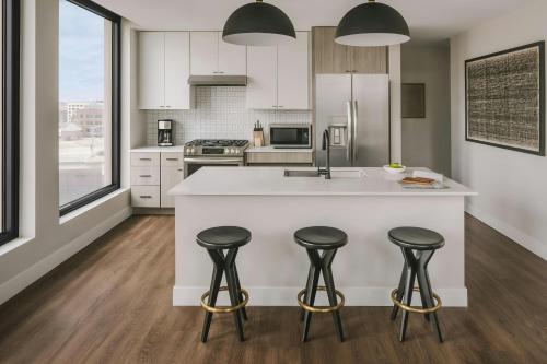 Sonder by Marriott Bonvoy North Loop Green Apartments North Loop - 주방