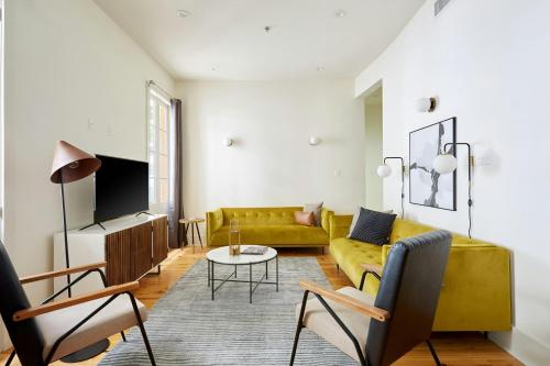 Five-Bedroom Apartment room in The Louie Hotel New Orleans Belvilla District 6 Formerly Sonder