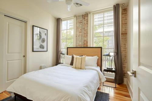 Three-Bedroom Apartment image 6