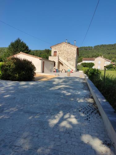 Gite Lavandin du Mas de la Chataigneraie location de vacances dans le Gard