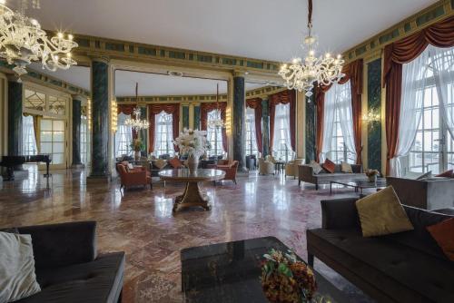 Eurostars Hotel Excelsior - image 9