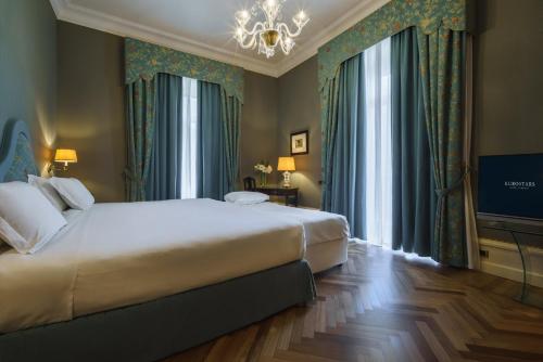 Eurostars Hotel Excelsior, Naples (photo 4)