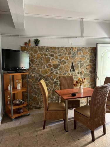 Litsa - image 3