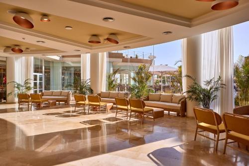 Eix Alzinar Mar Hotel & Suites - image 5