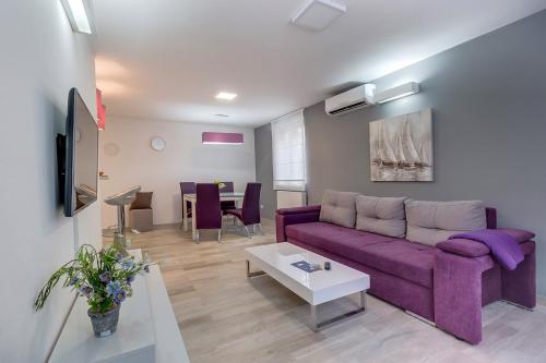Apartment image 7