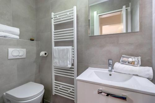 Apartment image 4