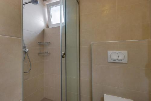 Apartment with Balcony image 4