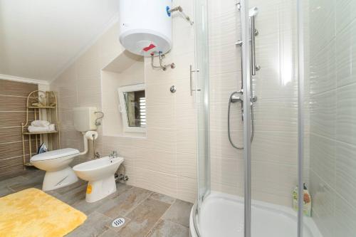Beautiful Apartment Aleks - image 2