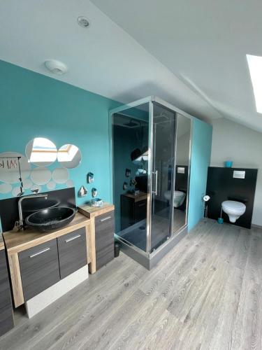 Vannas istaba, La Maison Bleue, logement confortable au cœur des Vosges in Nayemont-les-Fosses