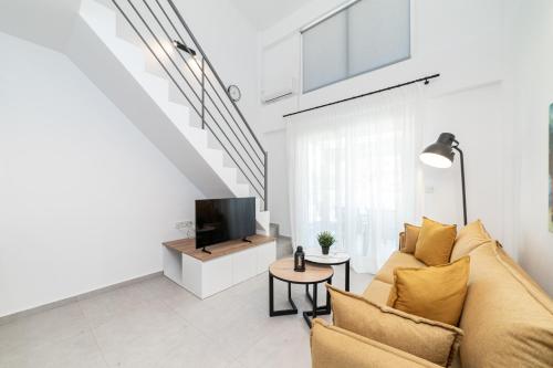 Danai & Palm Residential Complexes, Ofrínion (photo 6)