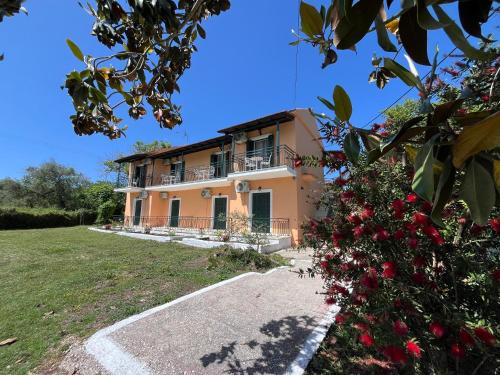 Yannakis Apartments - Κάβος
