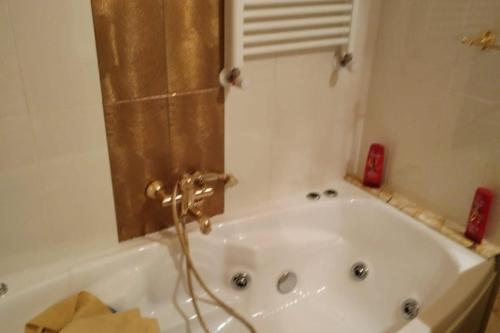 로마 Casa Tamara Roma 4성급 싱글룸 레스토랑