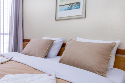 Superior Double Room image 10