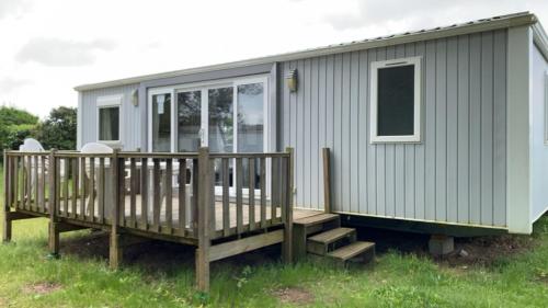 Camping La Maltournée (Camping La Maltournee) in Germigny-des-Pres